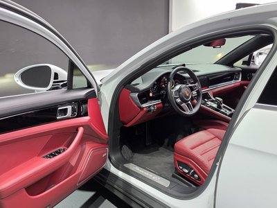 صورة 10 لـ 2018 Porsche PANAMERA
