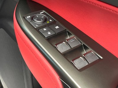 صورة مصغرة 40 لـ 2024 Lexus NX