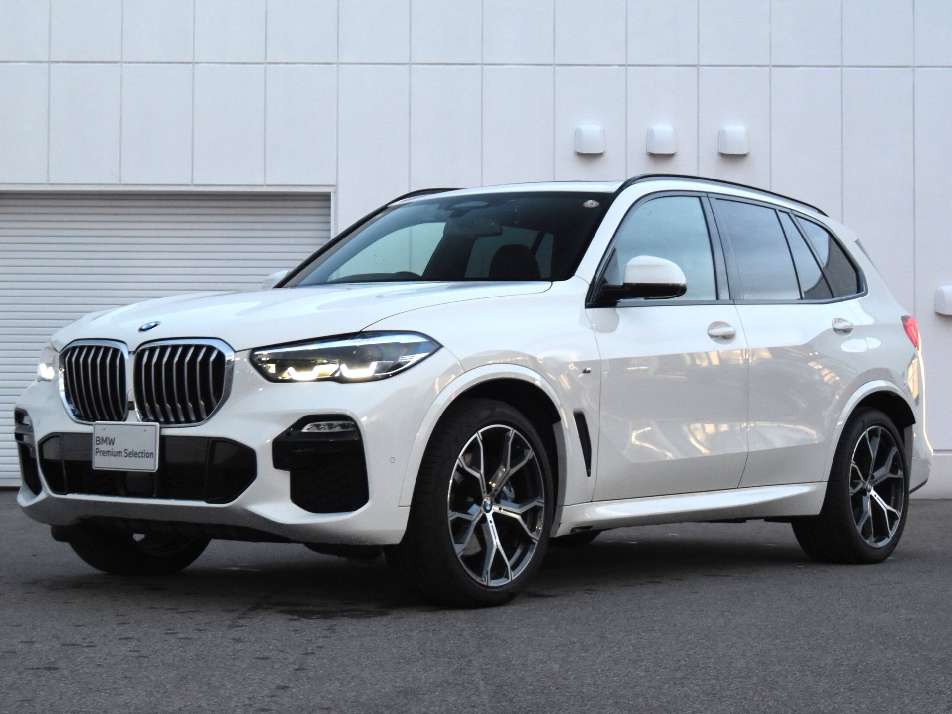 BMW X5 - View 1
