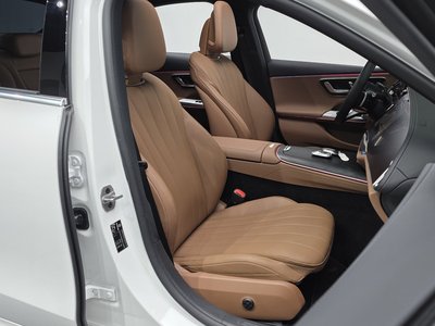 MERCEDES-BENZ E-CLASS - 10