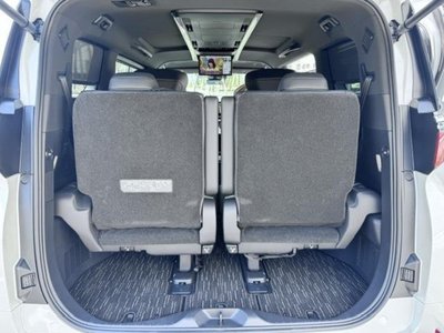 2025 Toyota ALPHARD — миниатюра 20