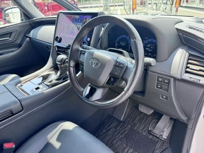 2025 Toyota ALPHARD photo 10