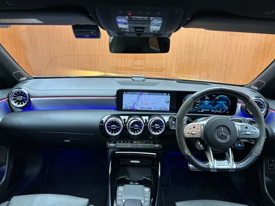 صورة 4 لـ 2021 Mercedes-BENZ CLA AMG