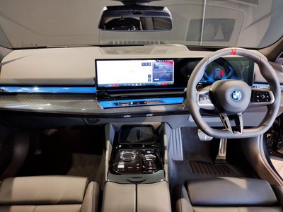 2026 BMW I5 — фото 14