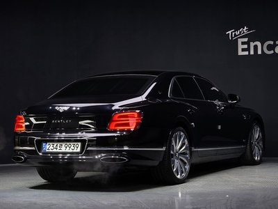 BENTLEY FLYING SPUR - 3