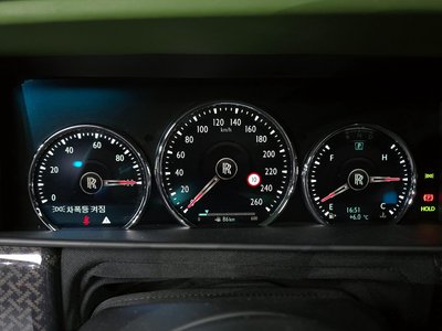 ROLLS-ROYCE CULLINAN - 8