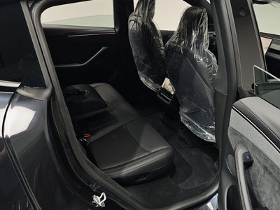 2026 Tesla MODEL Y thumbnail 18
