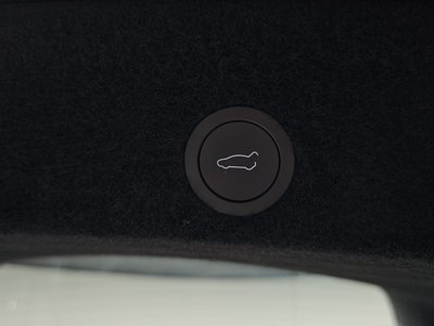 2026 Tesla MODEL Y thumbnail 33