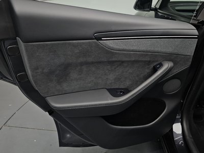 2026 Tesla MODEL Y thumbnail 15