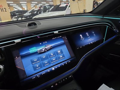 2025 Mercedes-BENZ E-CLASS 照片 9