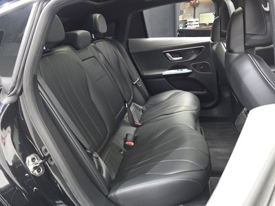2023 Mercedes-BENZ EQE 缩略图 18