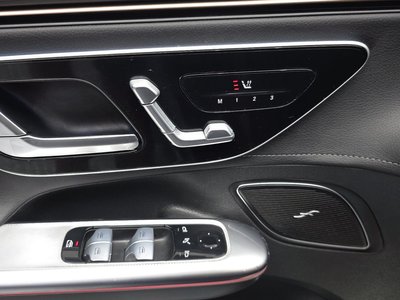 2023 Mercedes-BENZ EQE 缩略图 31