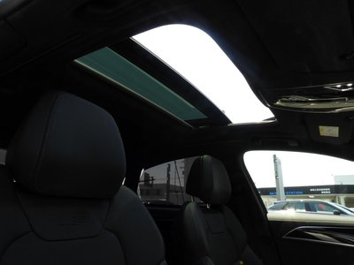 صورة مصغرة 16 لـ 2025 AUDI A8