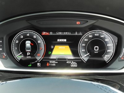 2025 AUDI A8 — фото 9