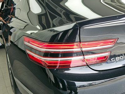 GENESIS G80 (RG3) - 10