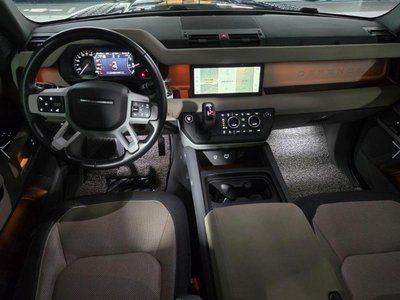 LAND ROVER DEFENDER - 6