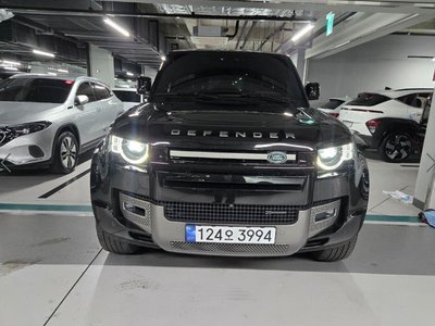 LAND ROVER DEFENDER - 1