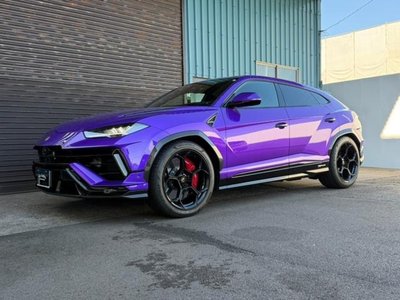 LAMBORGHINI URUS - 6