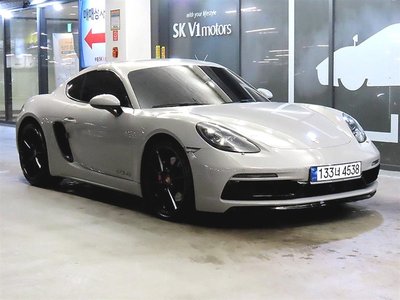 PORSCHE 718 CAYMAN