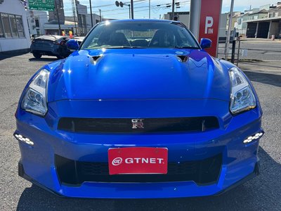 NISSAN GT-R - 2