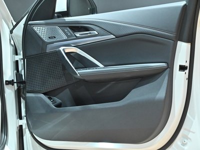 2025 BMW X2 — миниатюра 49