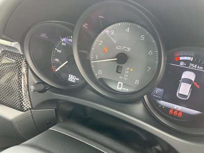 2024 Porsche MACAN 照片 9