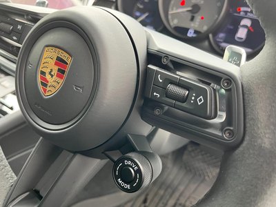 2024 Porsche MACAN 照片 8