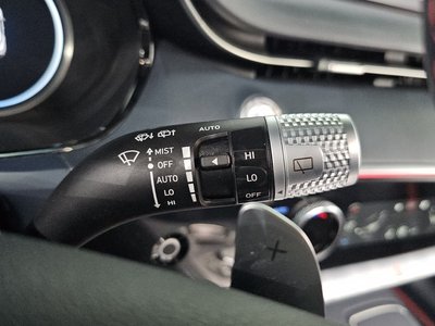 2021 Genesis GV70 — миниатюра 27