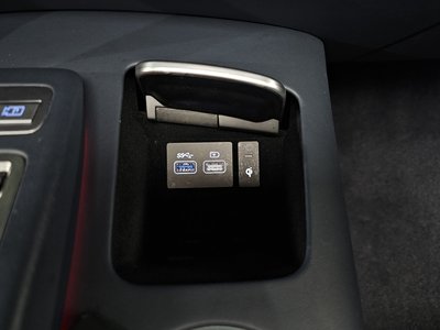 2021 Genesis GV70 — миниатюра 25