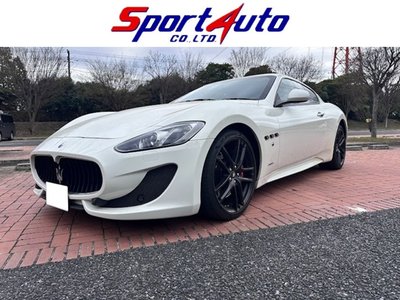 MASERATI GRANTURISMO - 1