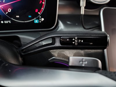 MERCEDES-BENZ C-CLASS - 9