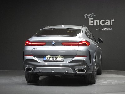 2025 BMW X6 photo 3