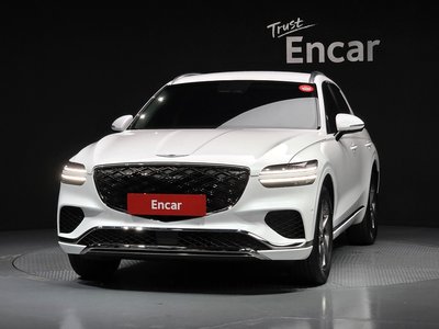 صورة 2 لـ 2024 Genesis GV70