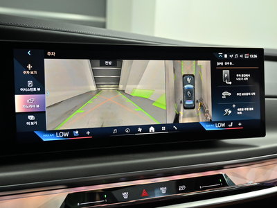 2023 BMW I7 thumbnail 15
