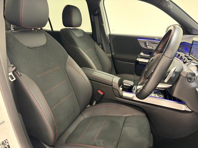 MERCEDES-BENZ EQB - 3