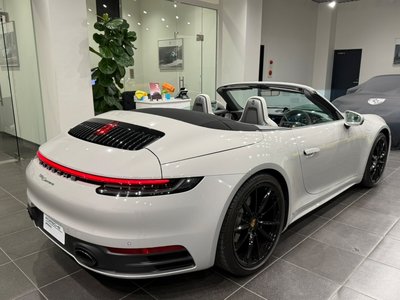 PORSCHE 911 CABRIOLET - 9