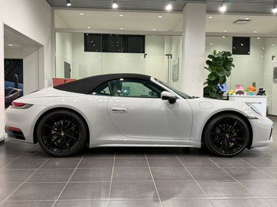 PORSCHE 911 CABRIOLET - 5