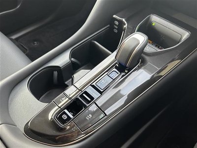 TOYOTA CROWN SPORT - 10