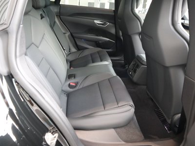 2025 AUDI E-TRON GT QUATTRO 缩略图 18