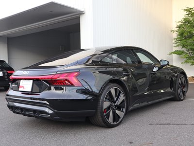 2025 AUDI E-TRON GT QUATTRO photo 9
