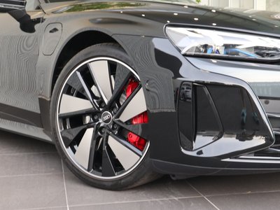 2025 AUDI E-TRON GT QUATTRO 缩略图 12