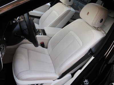 ROLLS-ROYCE CULLINAN - 7