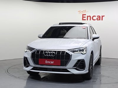 AUDI Q3 - 2