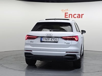 AUDI Q3 - 3