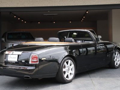ROLLS-ROYCE PHANTOM DROPHEAD COUPE - 5