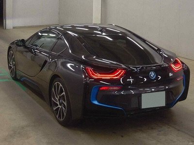 BMW I8 - 2