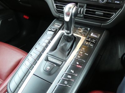 2020 Porsche MACAN 照片 7