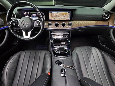MERCEDES-BENZ E-CLASS - 5