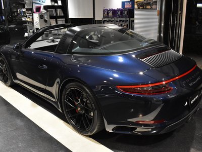 2018 Porsche 911 — миниатюра 13