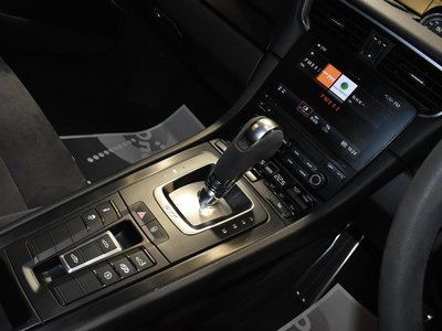 2018 Porsche 911 — миниатюра 15